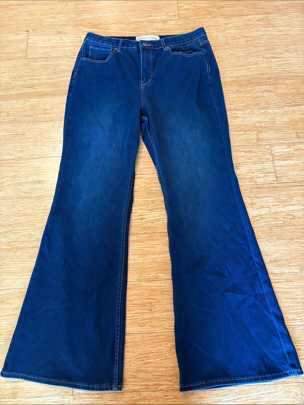 Soft Surroundings Dark Wash Flare Wide Leg Jeans Size 14 high rise comfy blue